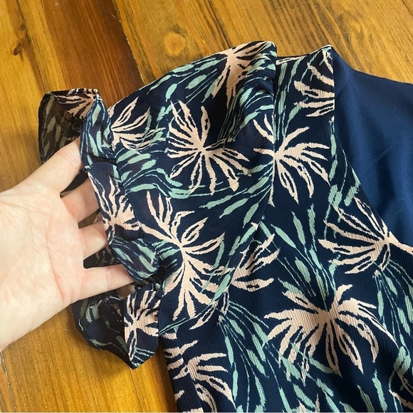 Madewell Floral Ruffle-Sleeve Midi Dress in Oasis Palms Navy size M Boho - Picture 10 of 16